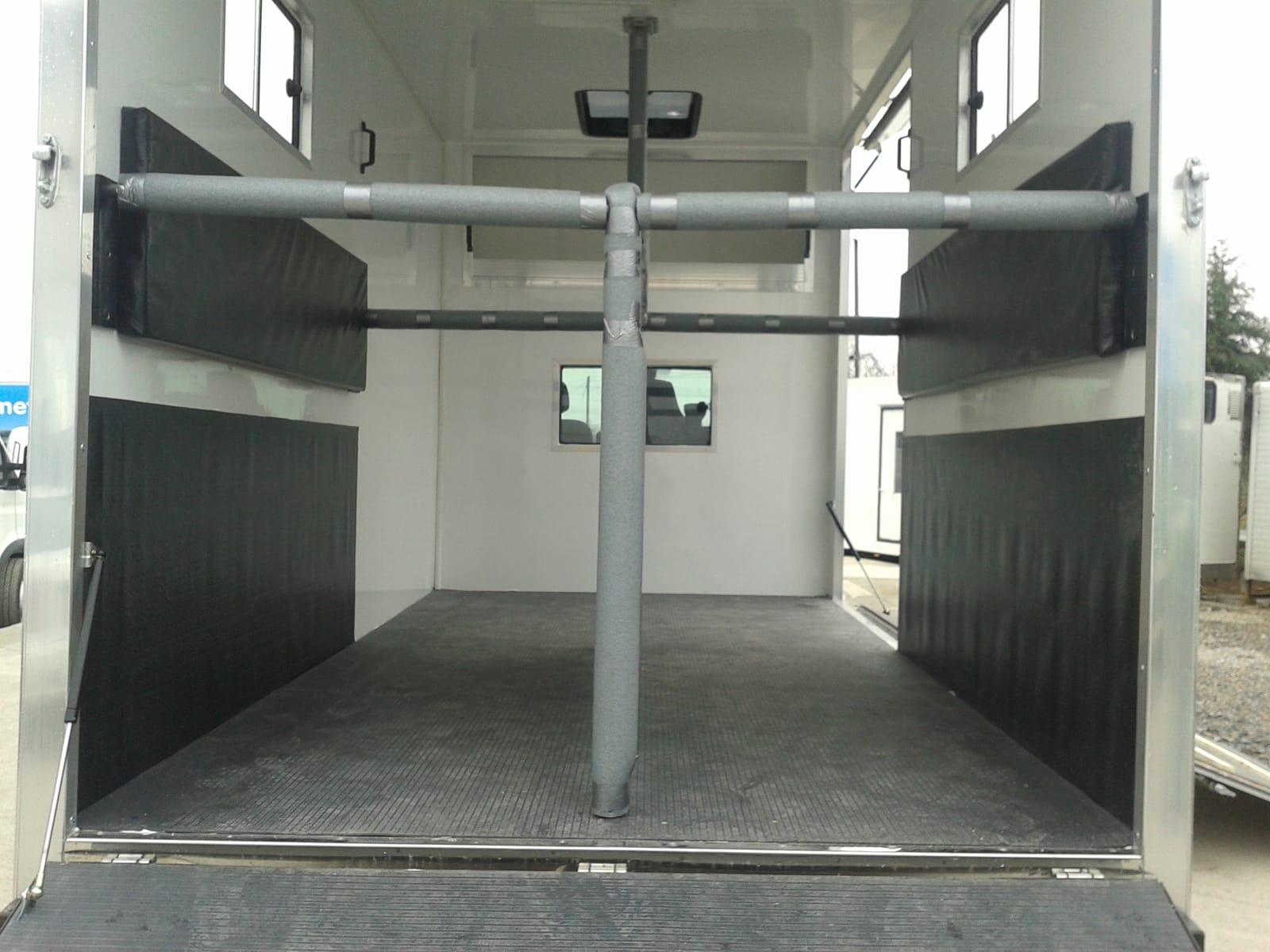 At Taşıma Kasası