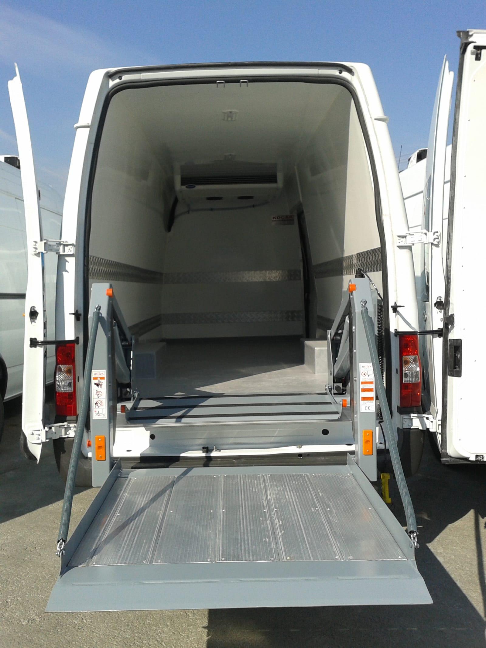 Panelvan İzolasyon
