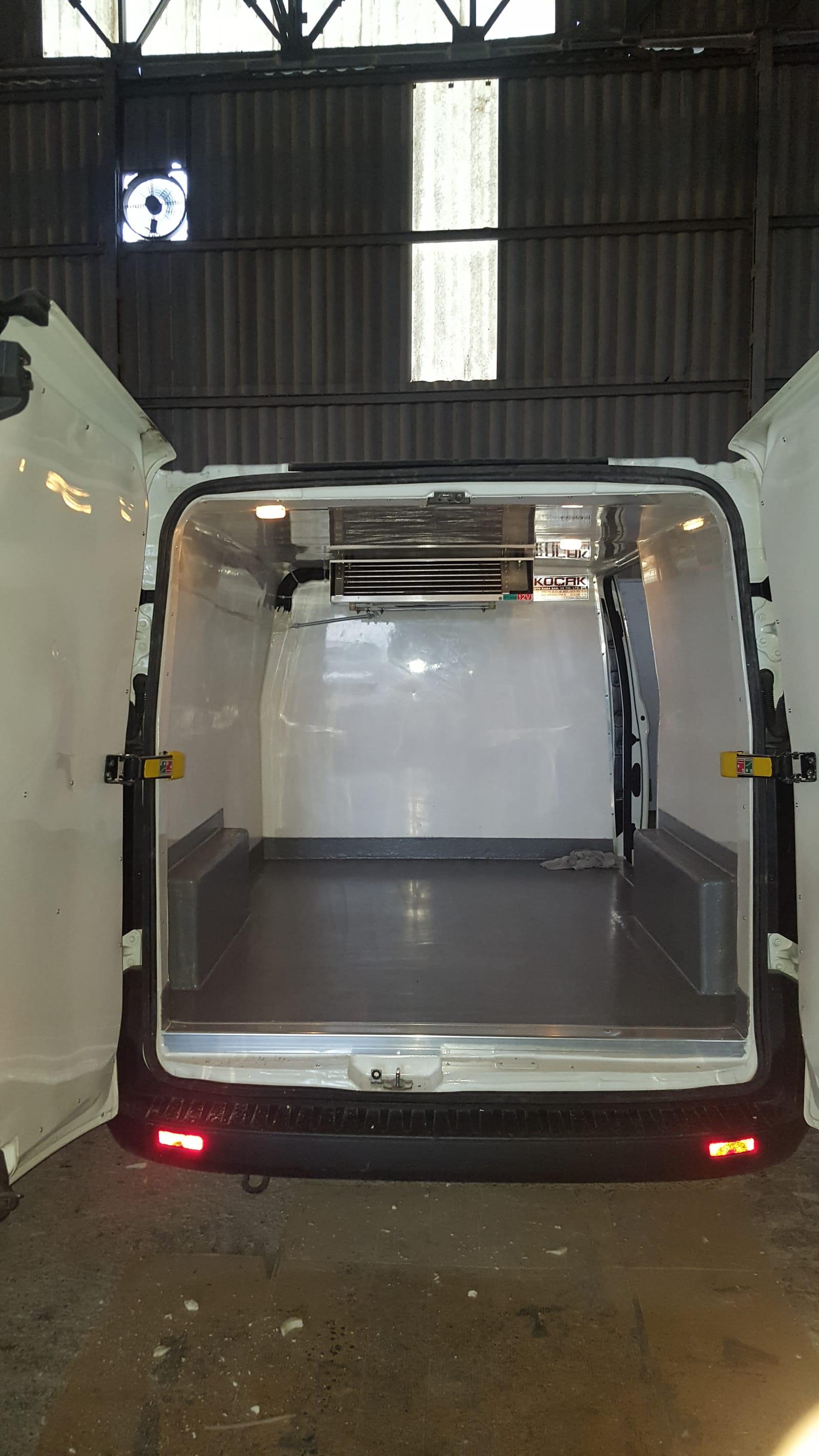 Panelvan İzolasyon