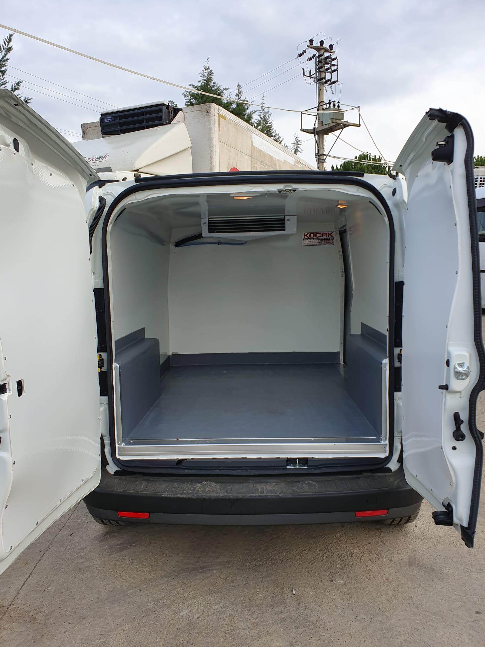 Panelvan İzolasyon