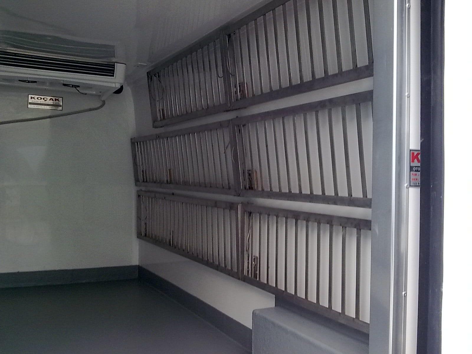 Panelvan İzolasyon