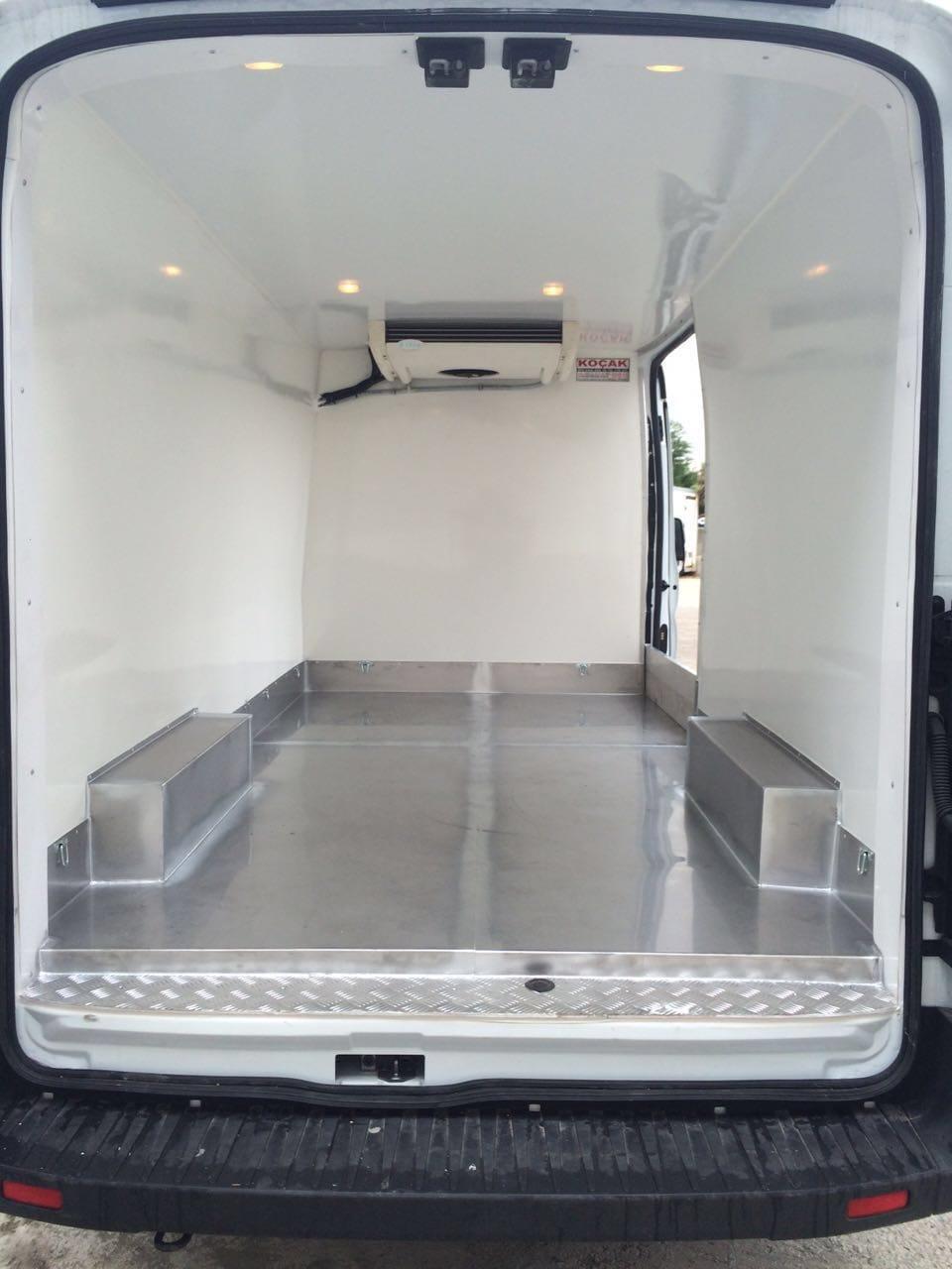 Panelvan İzolasyon