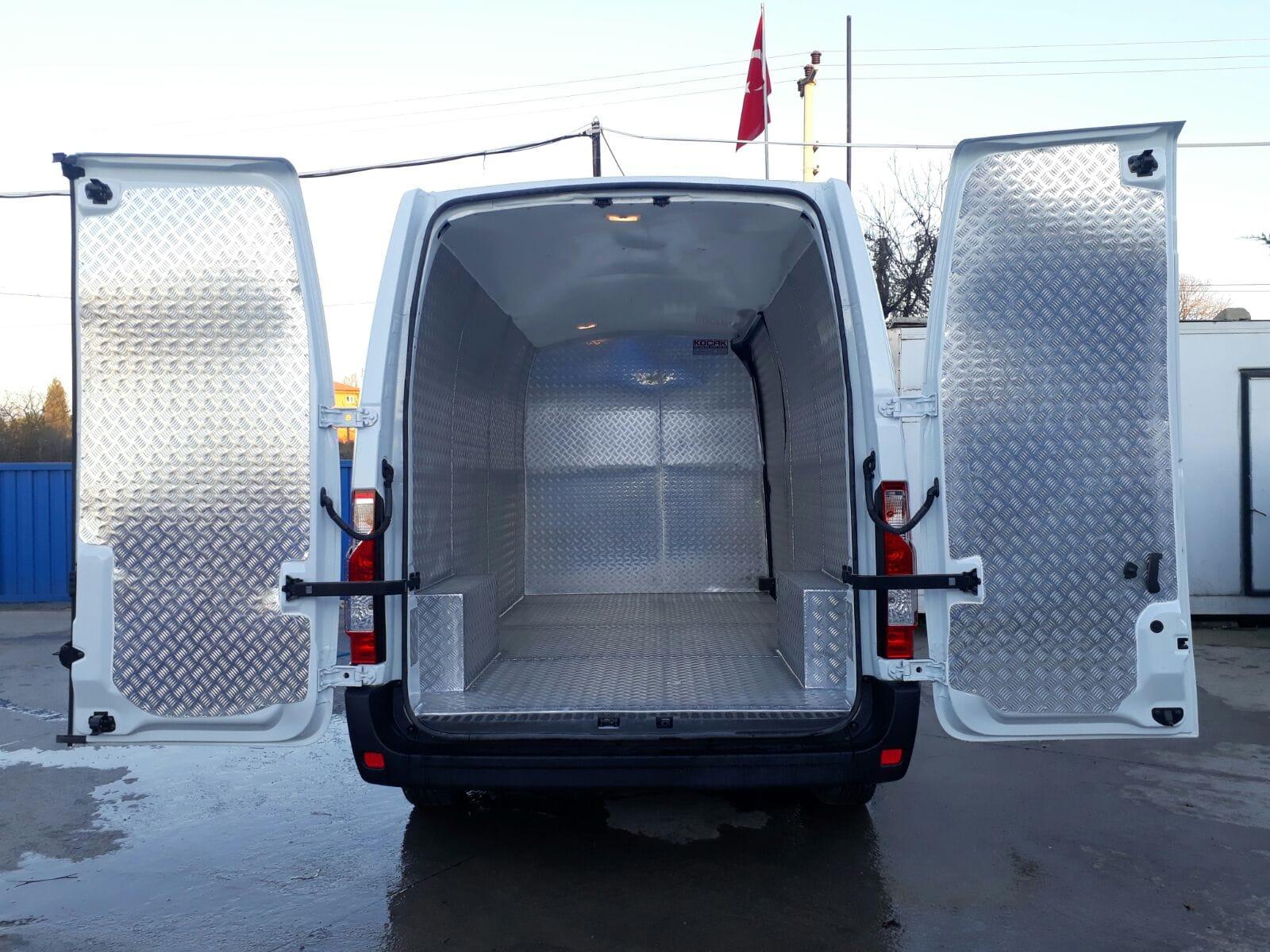 Panelvan İzolasyon