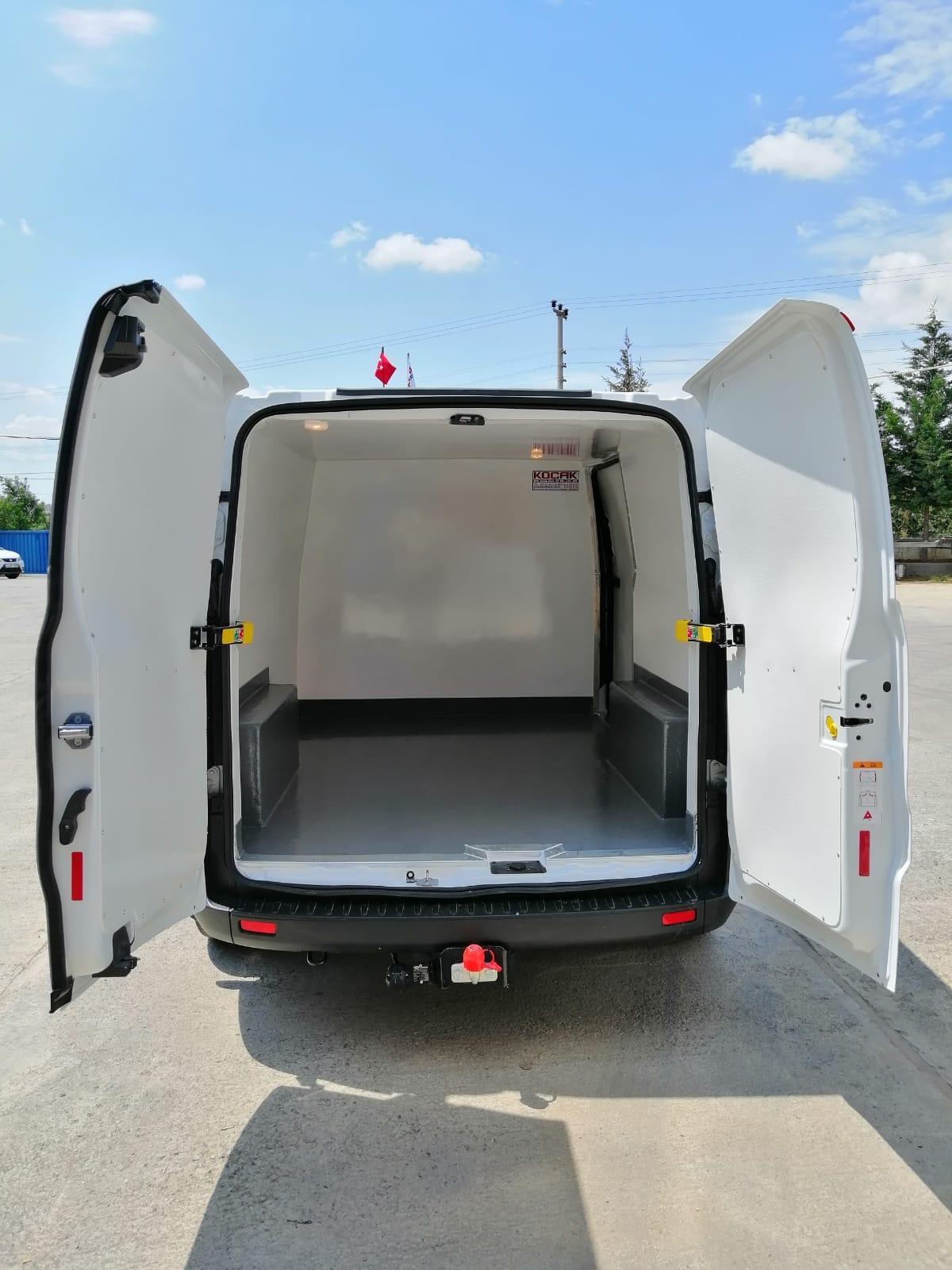 Panelvan İzolasyon