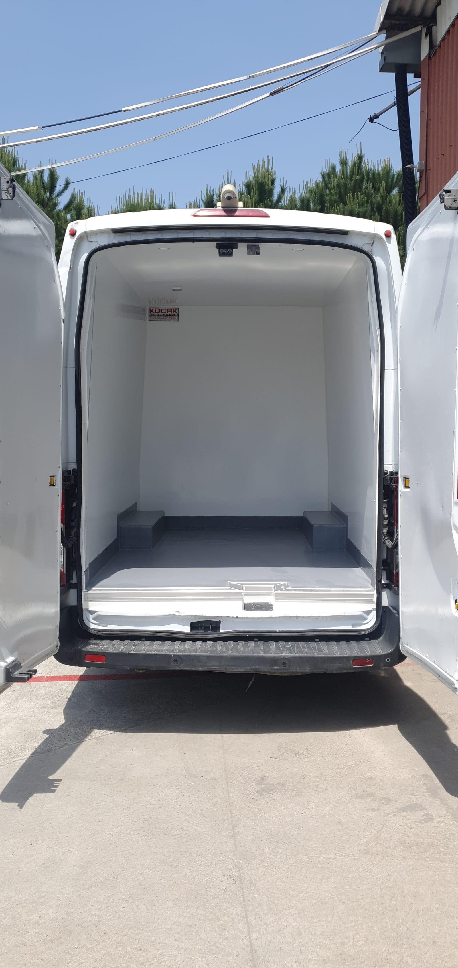 Panelvan İzolasyon