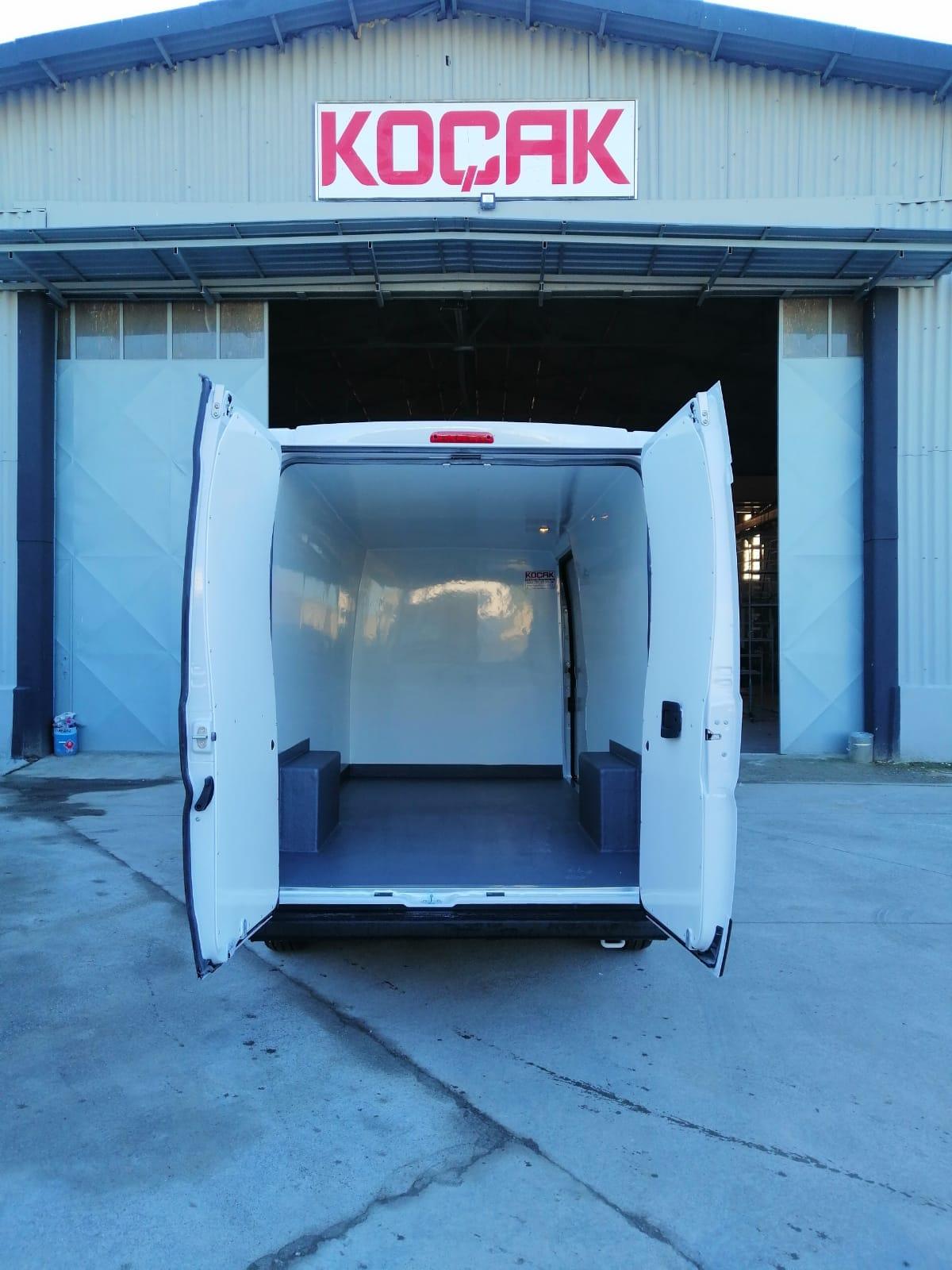 Panelvan İzolasyon