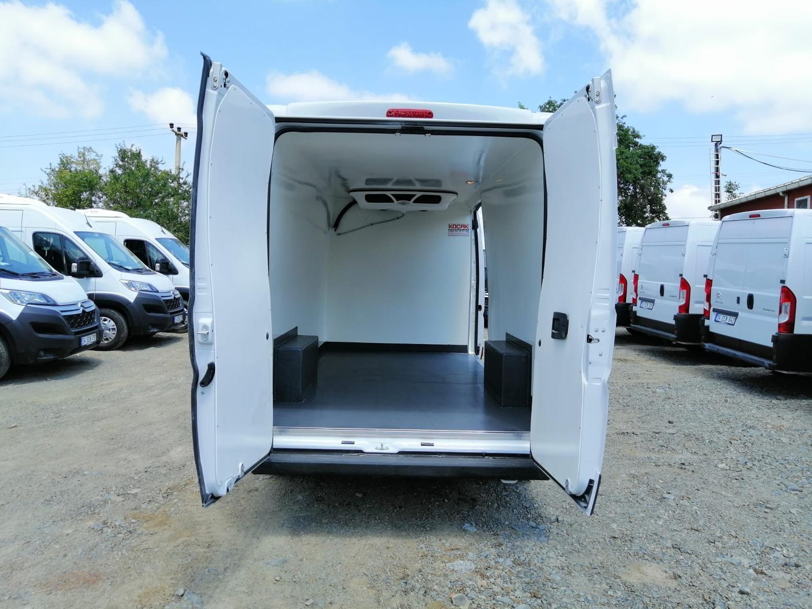 Panelvan İzolasyon