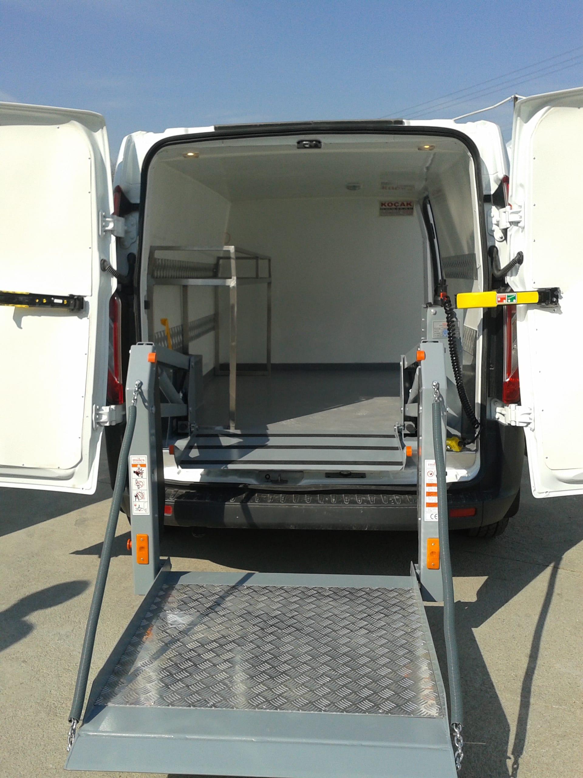 Panelvan İzolasyon