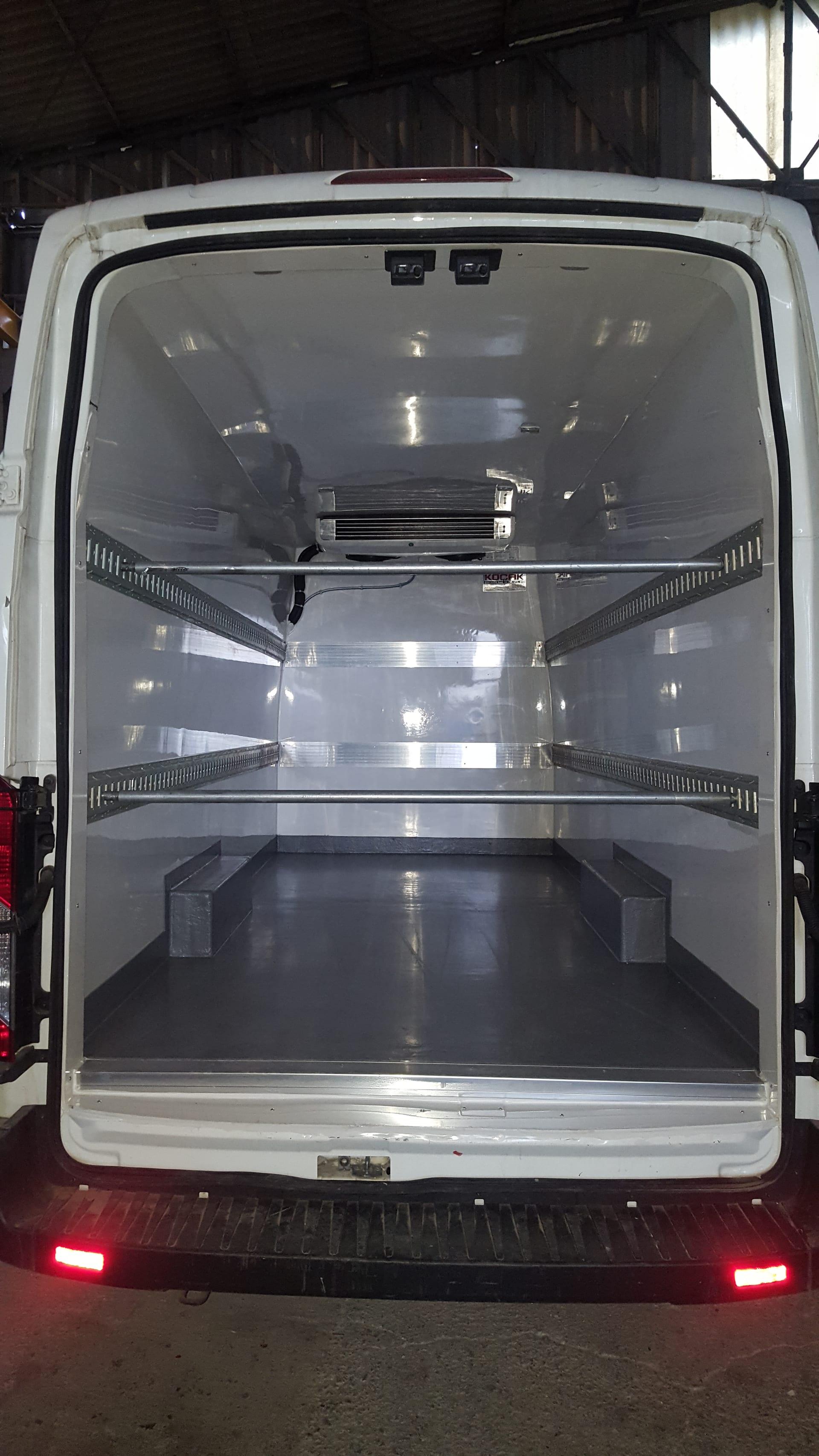 Panelvan İzolasyon