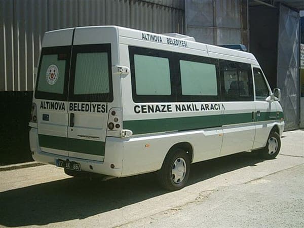 Cenaze Taşıma Aracı